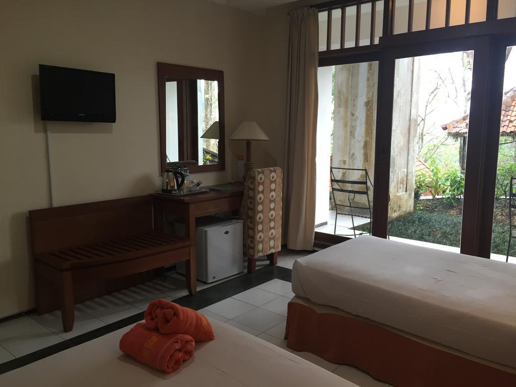 Hotel Tidar Malang Kültér fotó